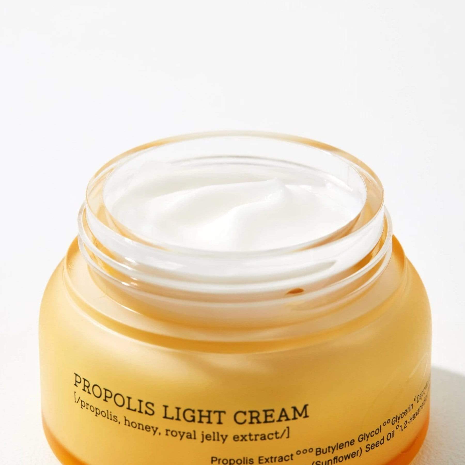 Cosrx. Full Fit Propolis Light Cream CREAM - Lady Bonita